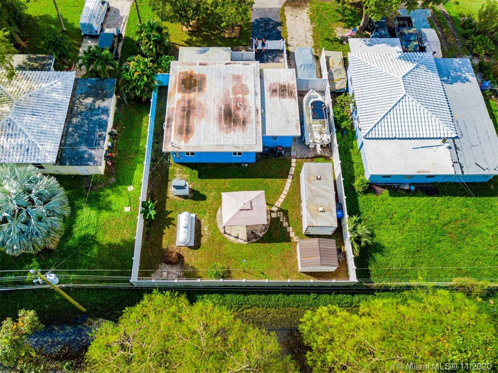 Small Image of 2650 SOUTH WEST 12TH TER, Fort Lauderdale Number 31