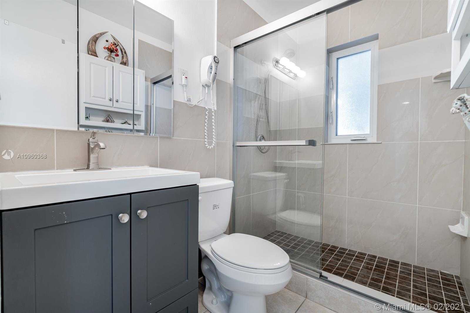 Small Image of 2650 SOUTH WEST 12TH TER, Fort Lauderdale Number 38