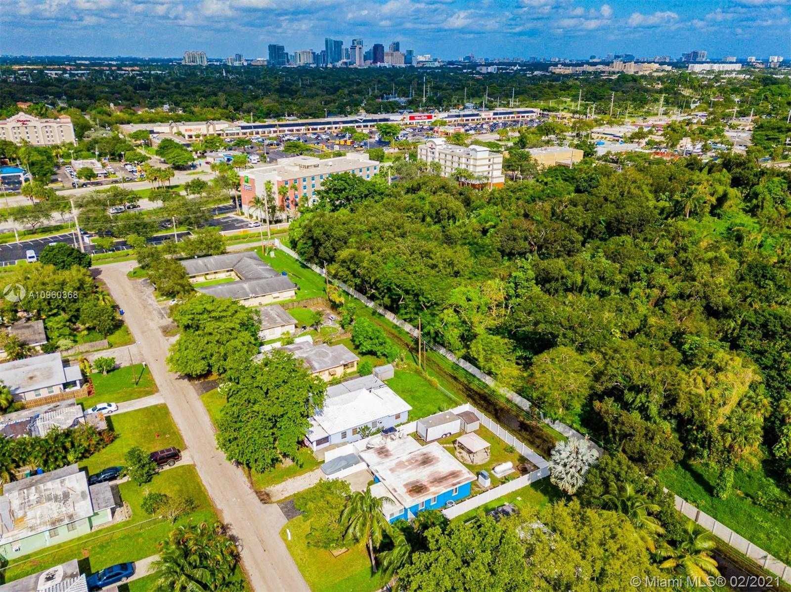 Small Image of 2650 SOUTH WEST 12TH TER, Fort Lauderdale Number 4