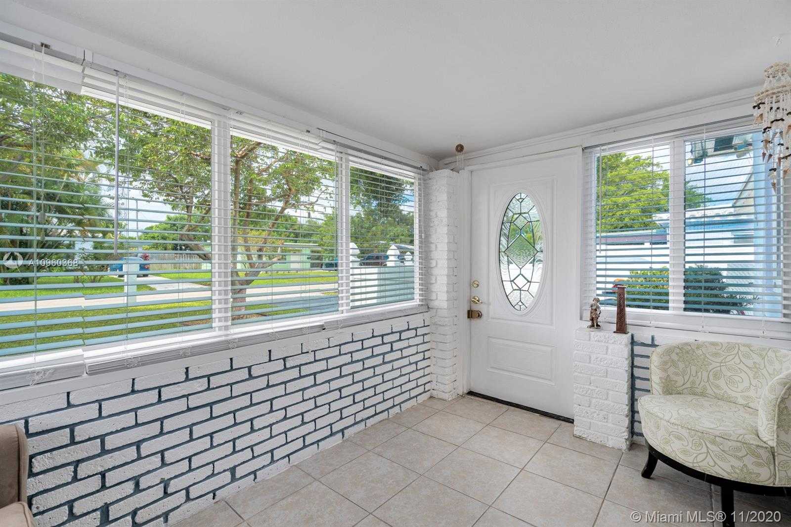 Small Image of 2650 SOUTH WEST 12TH TER, Fort Lauderdale Number 6