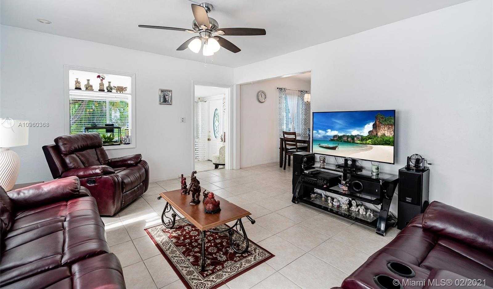 Small Image of 2650 SOUTH WEST 12TH TER, Fort Lauderdale Number 8