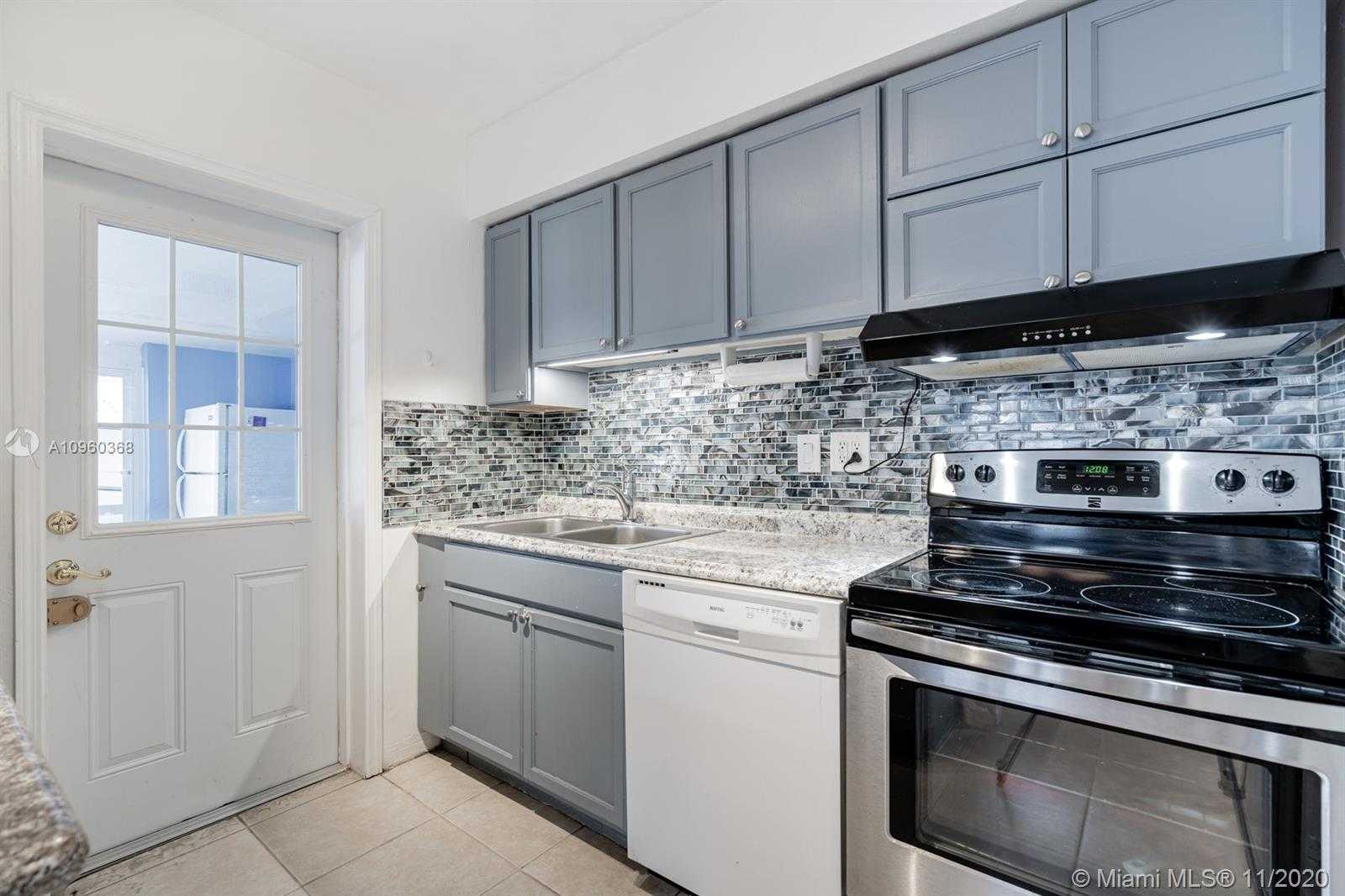 Small Image of 2650 SOUTH WEST 12TH TER, Fort Lauderdale Number 9