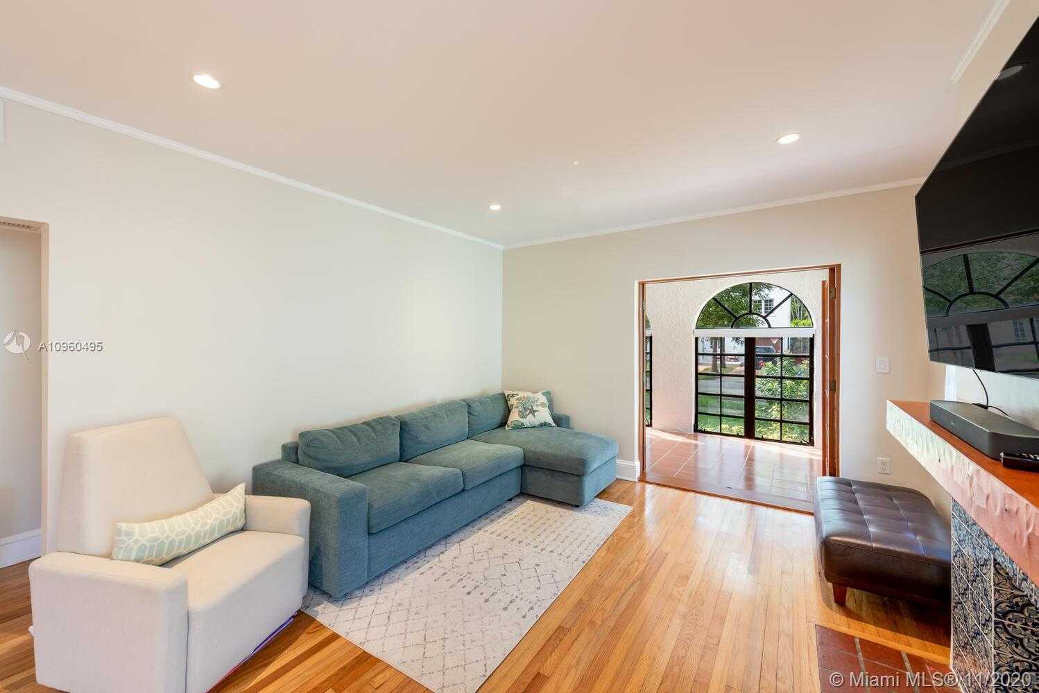 Small Image of 529 NAVARRE AVE, Coral Gables Number 10