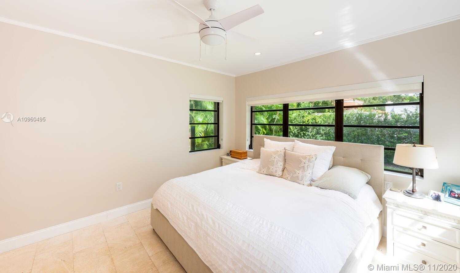 Small Image of 529 NAVARRE AVE, Coral Gables Number 12