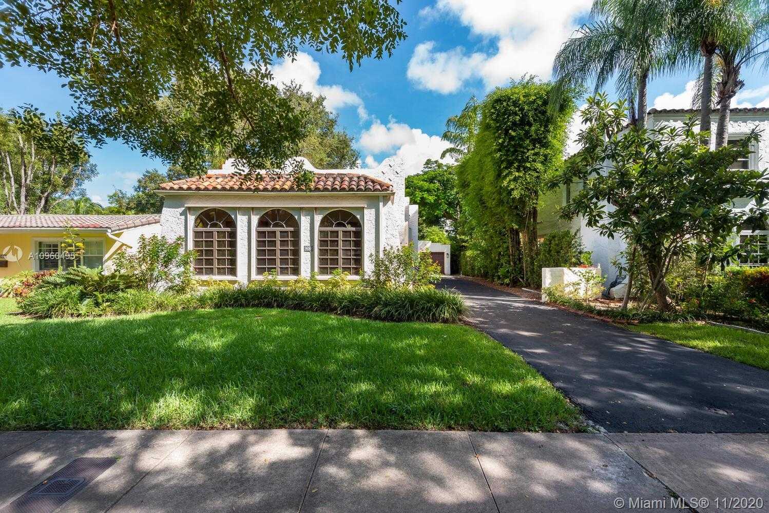 Small Image of 529 NAVARRE AVE, Coral Gables Number 2