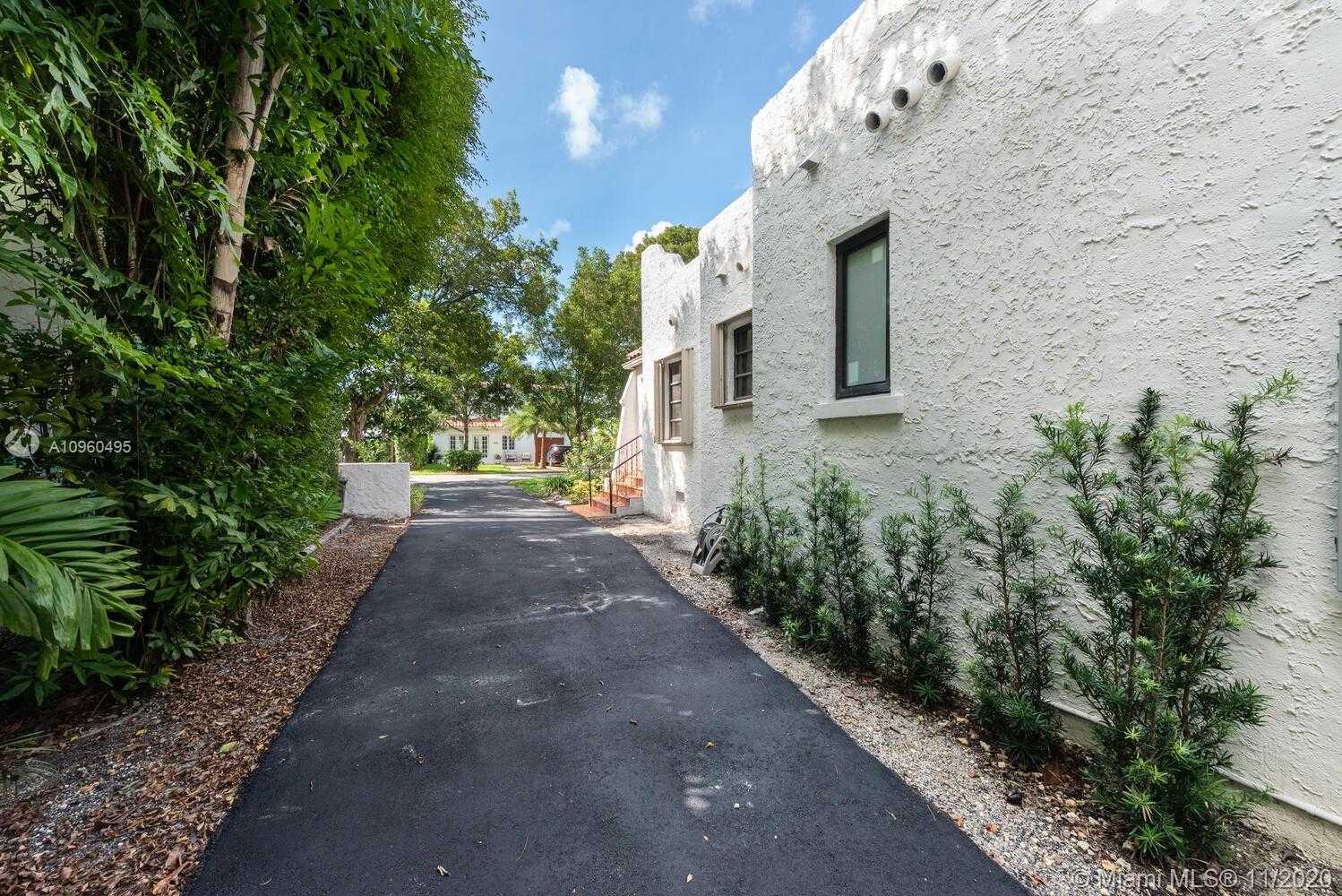 Small Image of 529 NAVARRE AVE, Coral Gables Number 20