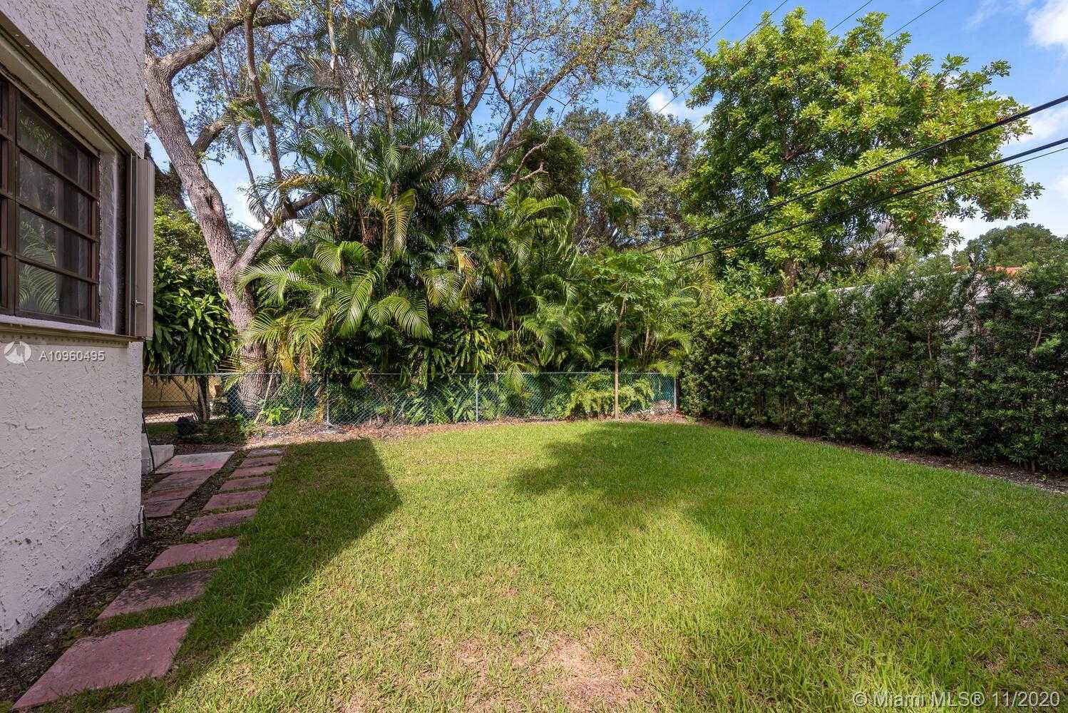 Small Image of 529 NAVARRE AVE, Coral Gables Number 22