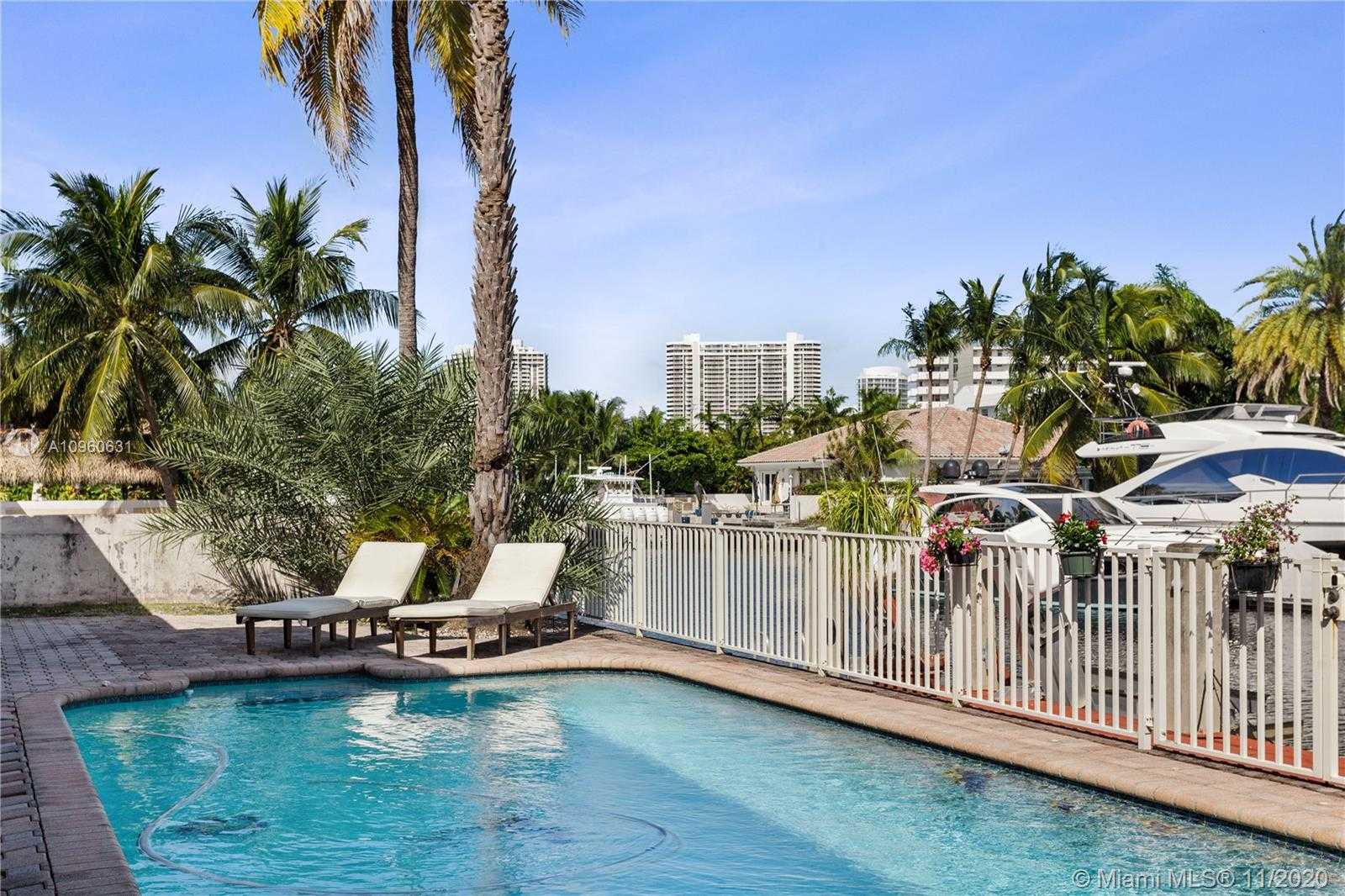 Small Image of 16421 NORTH EAST 34TH AVE, North Miami Beach Number 4