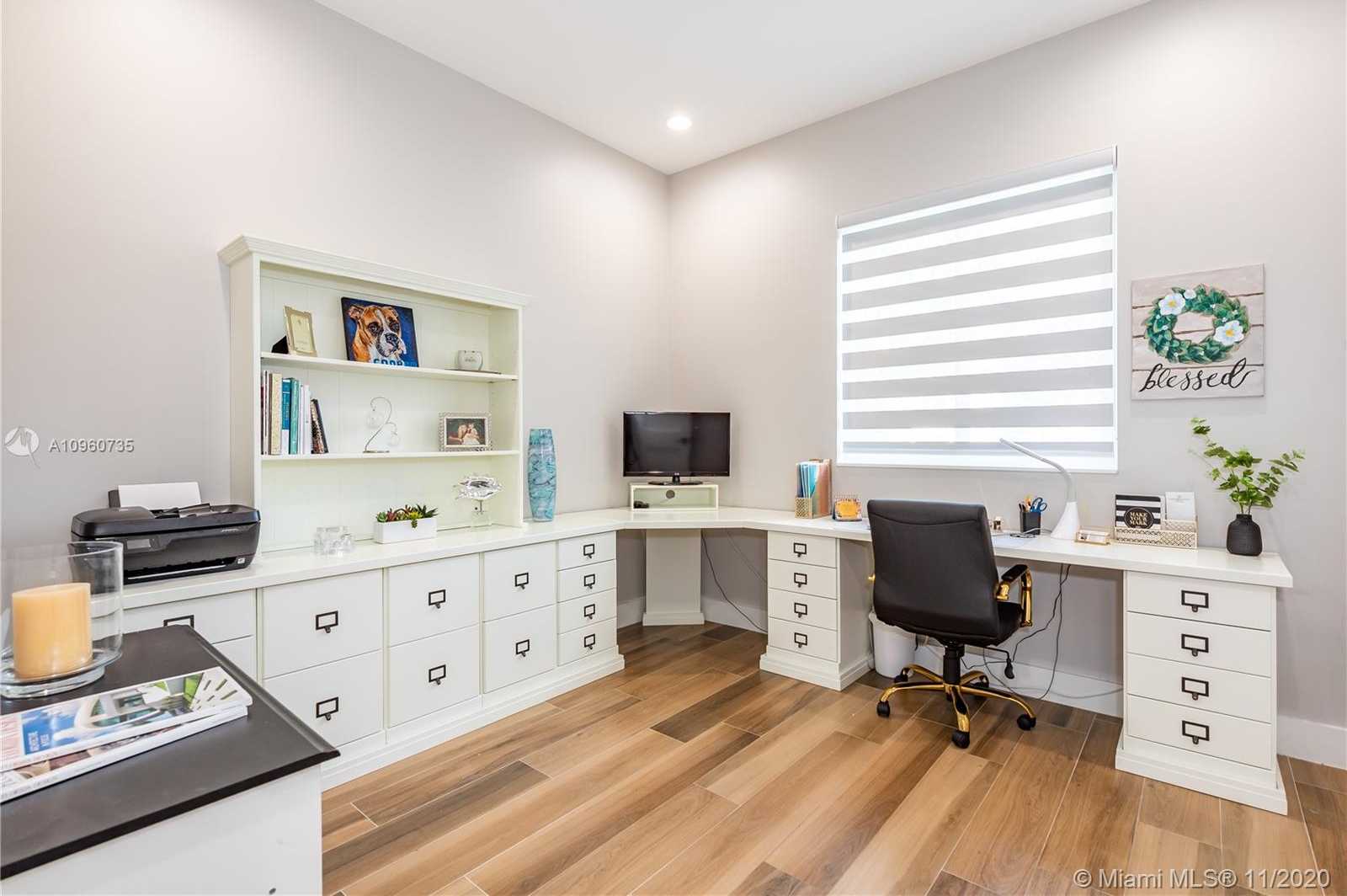 Small Image of 7850 SOUTH WEST 68TH AVE, South Miami Number 19