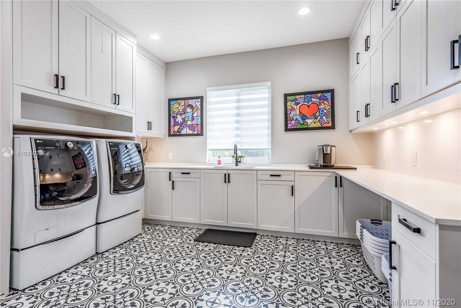 Small Image of 7850 SOUTH WEST 68TH AVE, South Miami Number 23