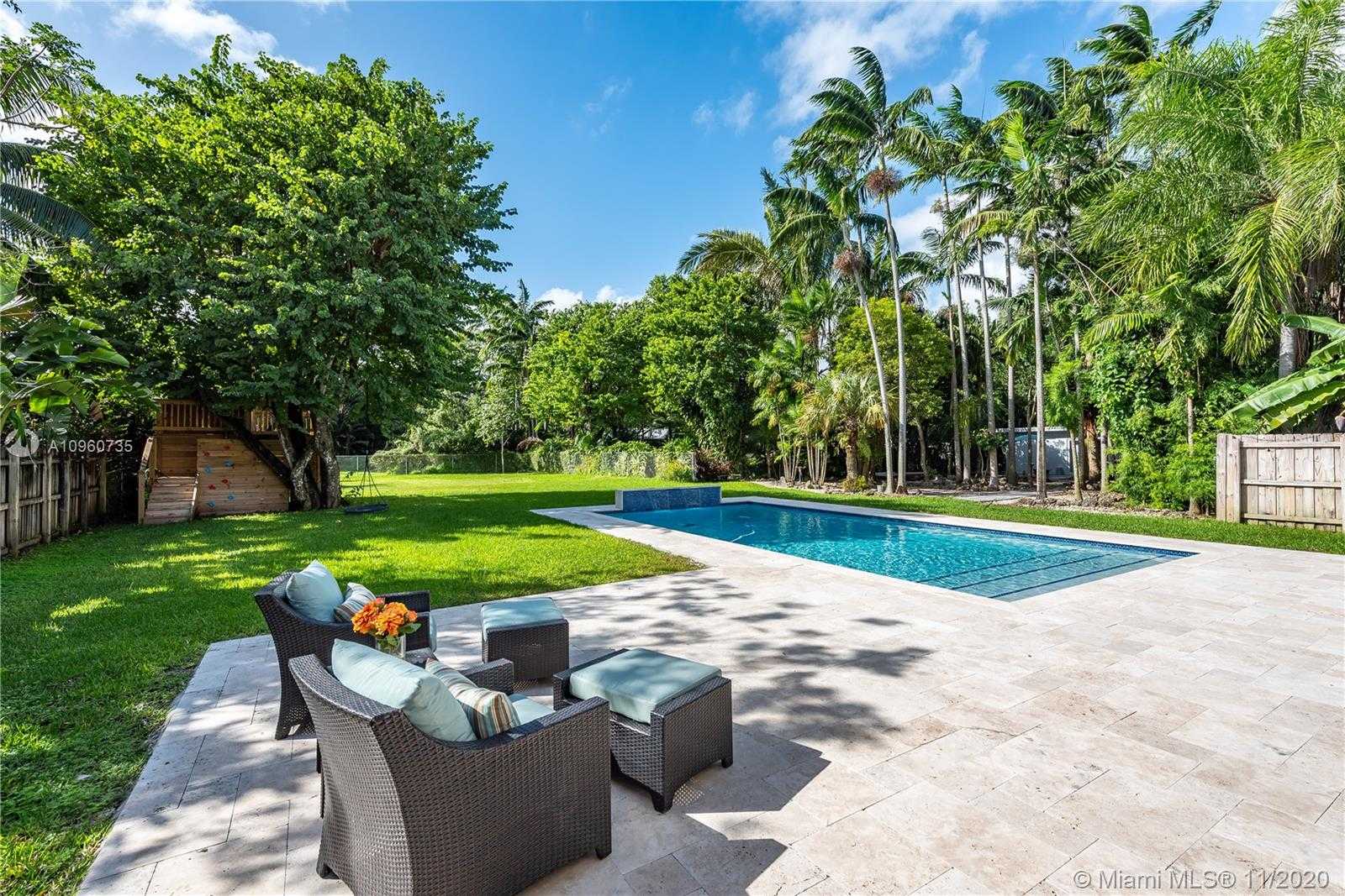 Small Image of 7850 SOUTH WEST 68TH AVE, South Miami Number 3