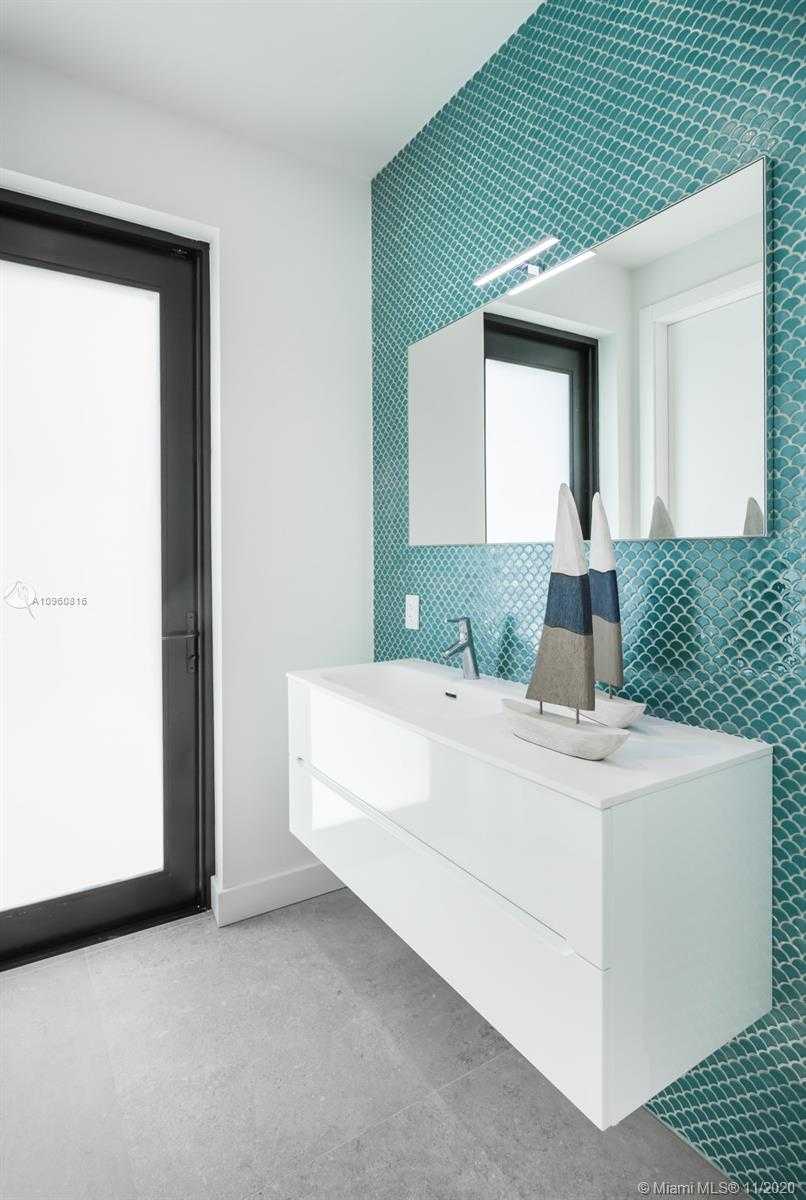 Small Image of 341 189TH ST, Sunny Isles Beach Number 20