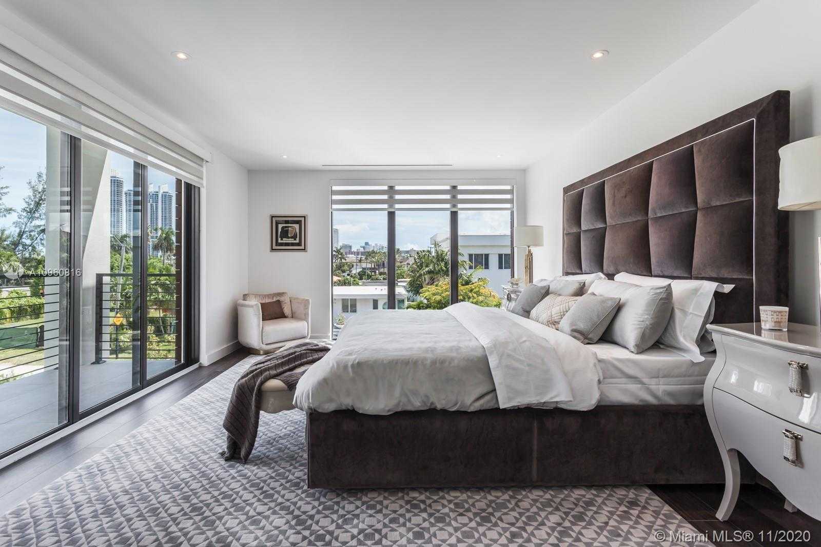Small Image of 341 189TH ST, Sunny Isles Beach Number 23