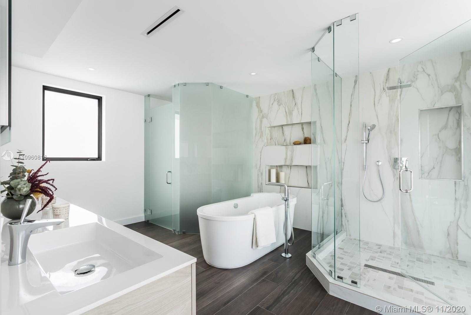 Small Image of 341 189TH ST, Sunny Isles Beach Number 24