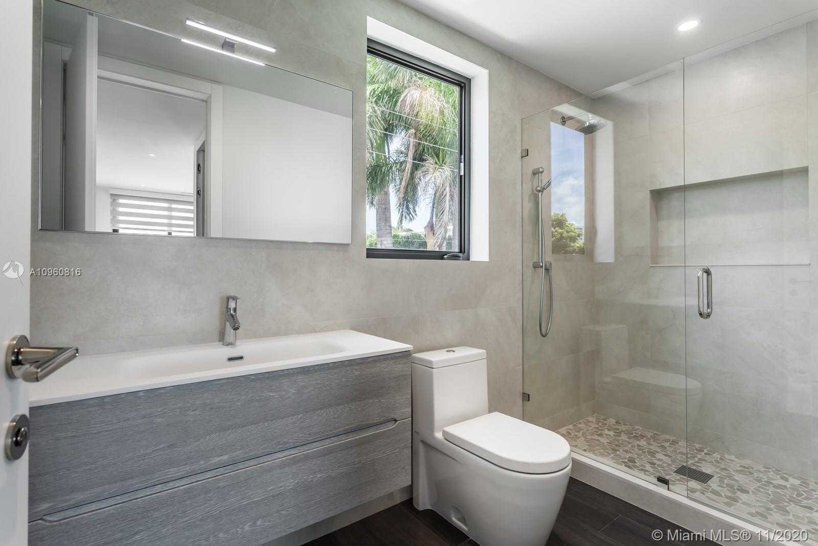 Small Image of 341 189TH ST, Sunny Isles Beach Number 33