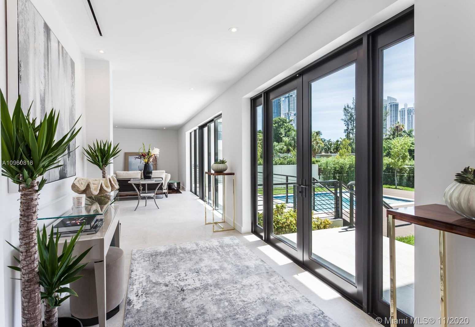 Small Image of 341 189TH ST, Sunny Isles Beach Number 6