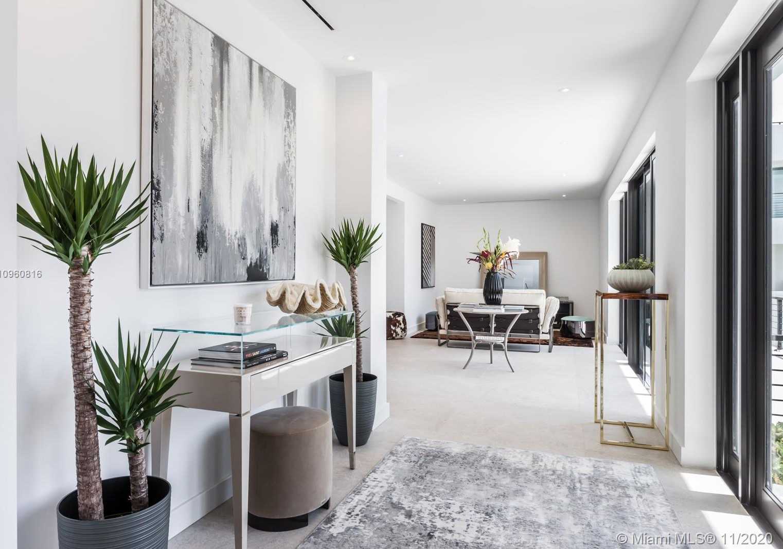 Small Image of 341 189TH ST, Sunny Isles Beach Number 7