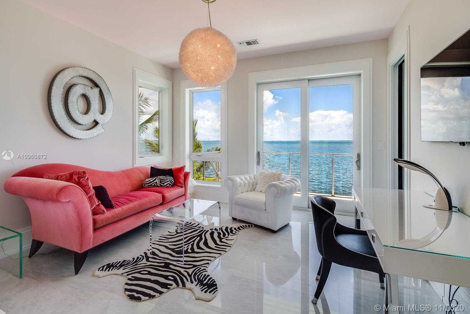 Small Image of 6875 SUNRISE DR, Coral Gables Number 20