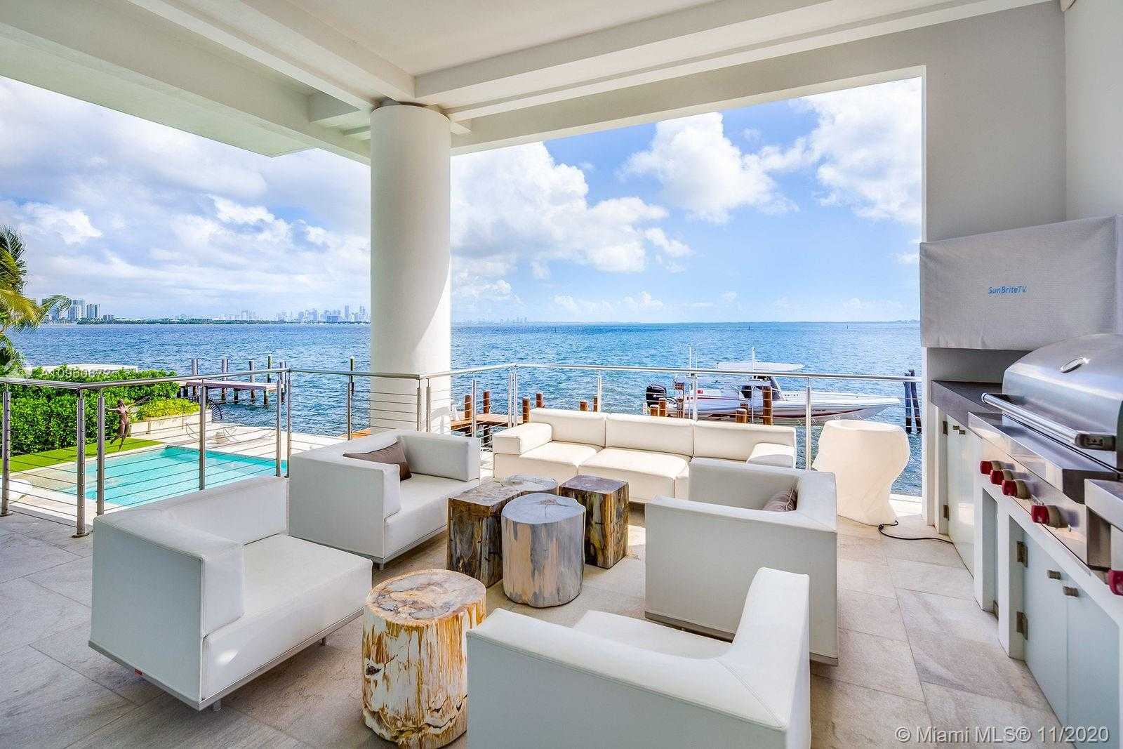 Small Image of 6875 SUNRISE DR, Coral Gables Number 26