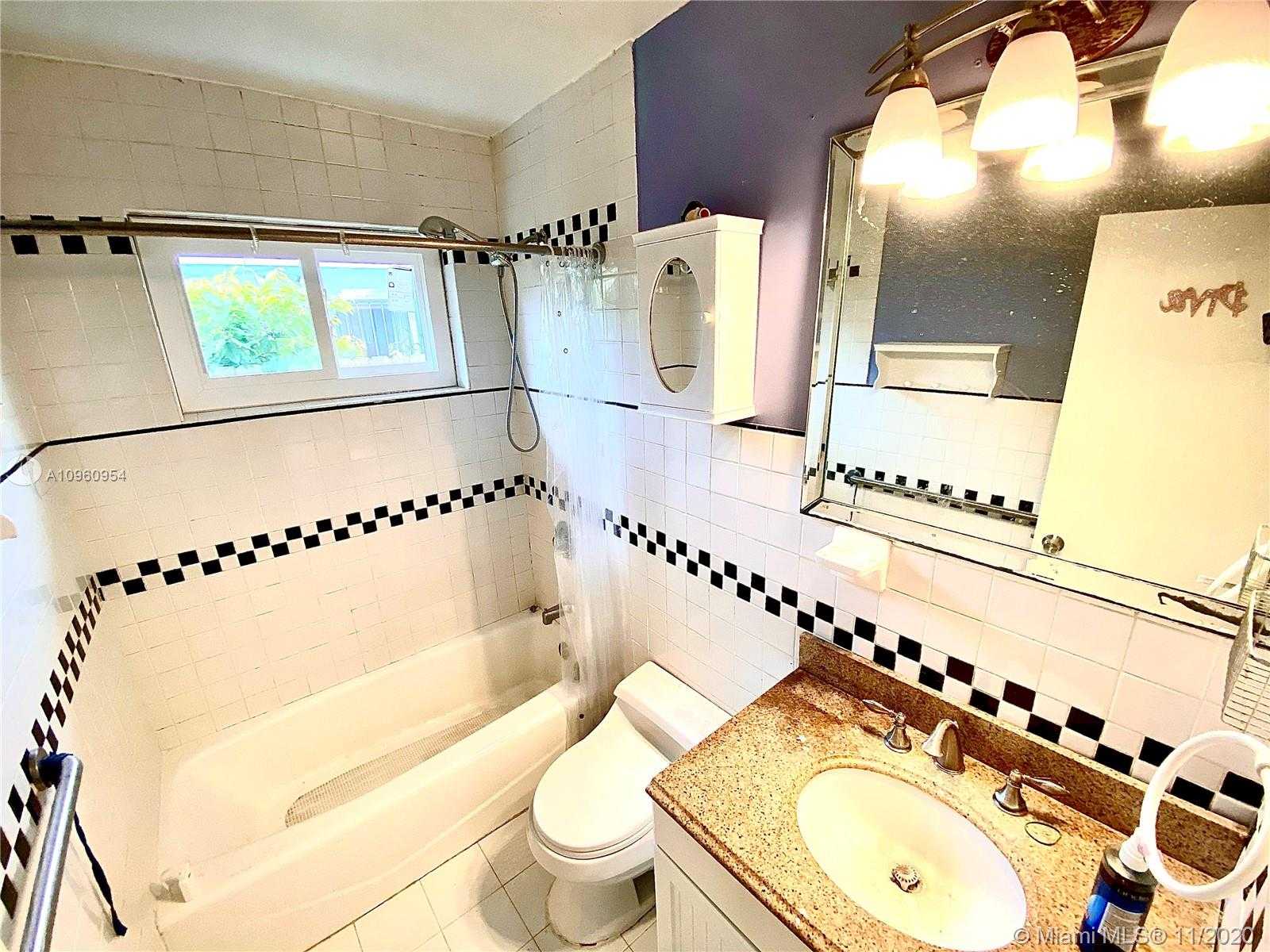 Small Image of 6210 SOUTH WEST 38TH ST, Miami Number 12