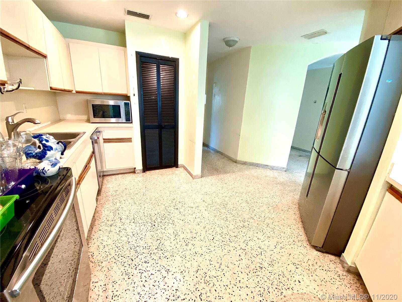 Small Image of 6210 SOUTH WEST 38TH ST, Miami Number 6