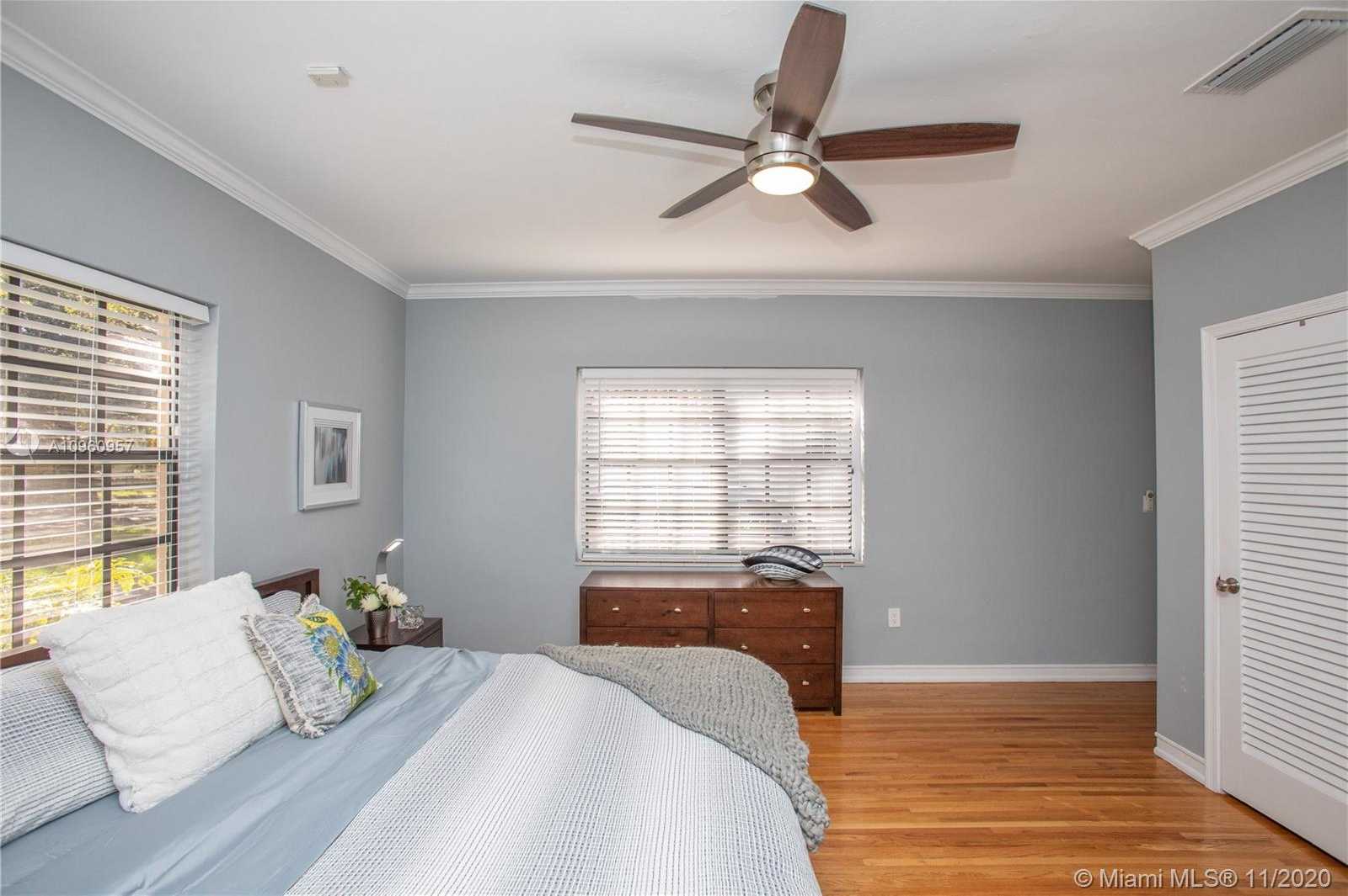 Small Image of 1037 MALAGA AVE, Coral Gables Number 24