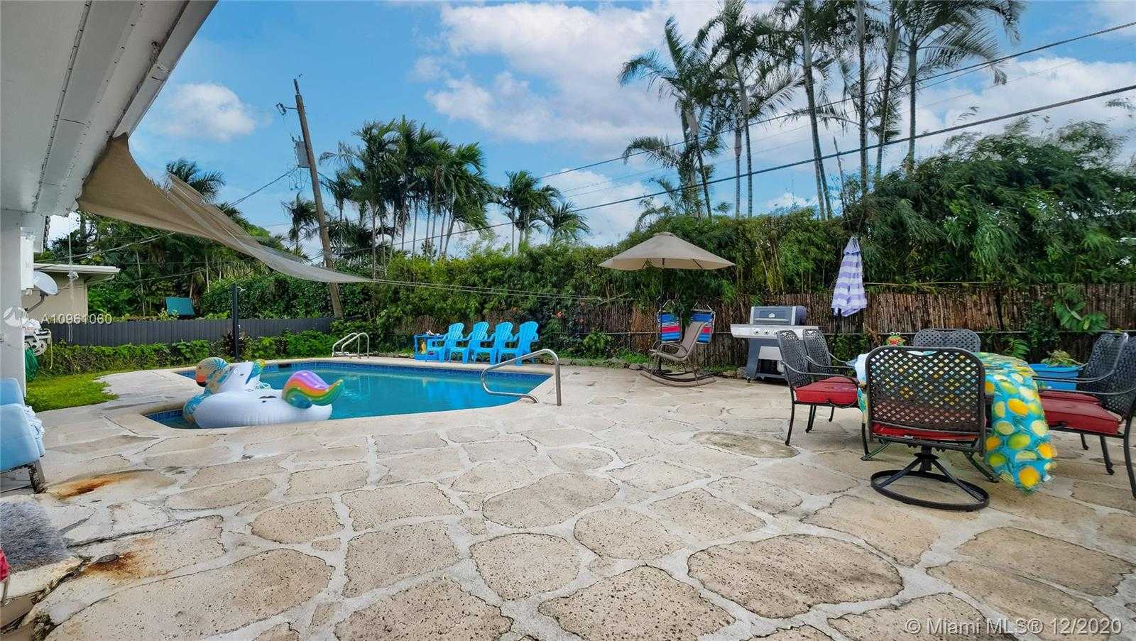Small Image of 1270 96TH ST, Bay Harbor Islands Number 38