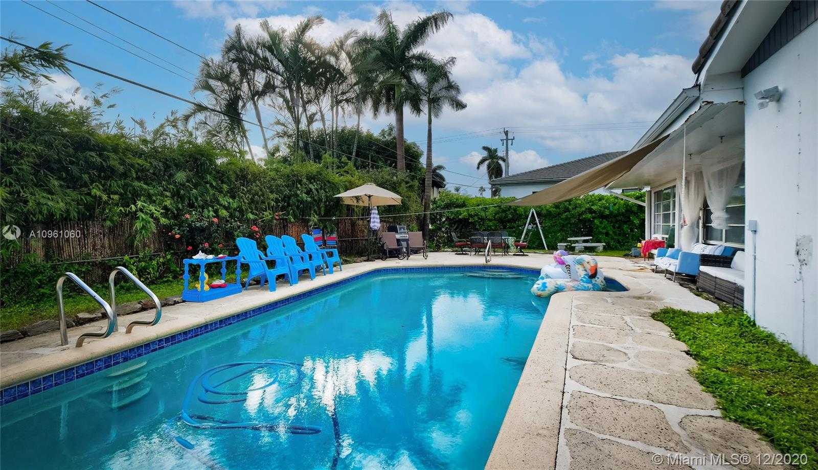 Small Image of 1270 96TH ST, Bay Harbor Islands Number 40