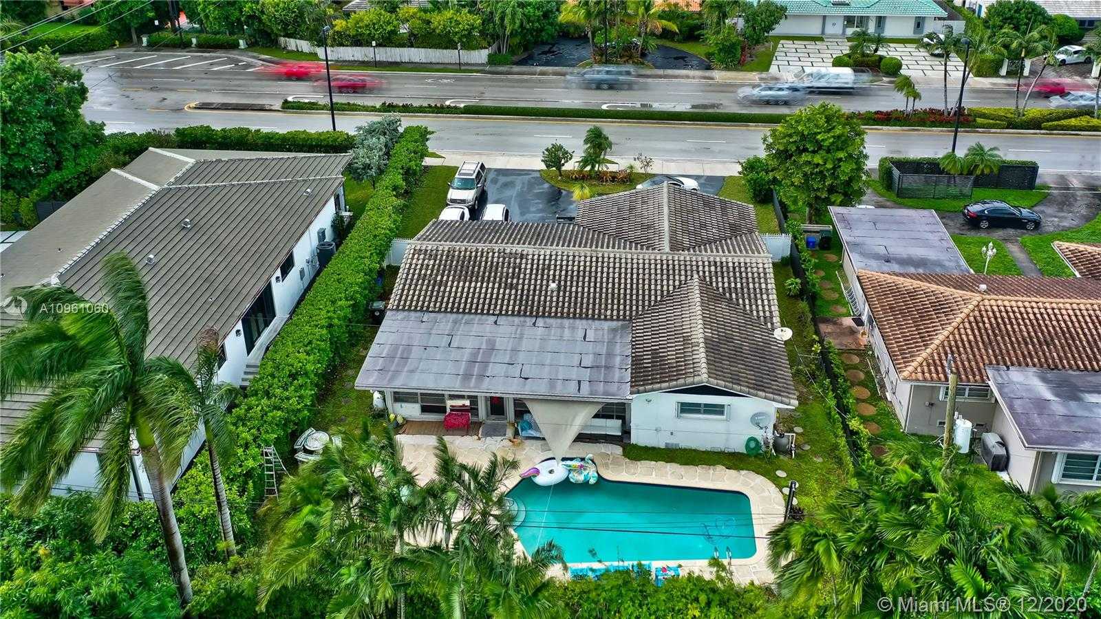Small Image of 1270 96TH ST, Bay Harbor Islands Number 42