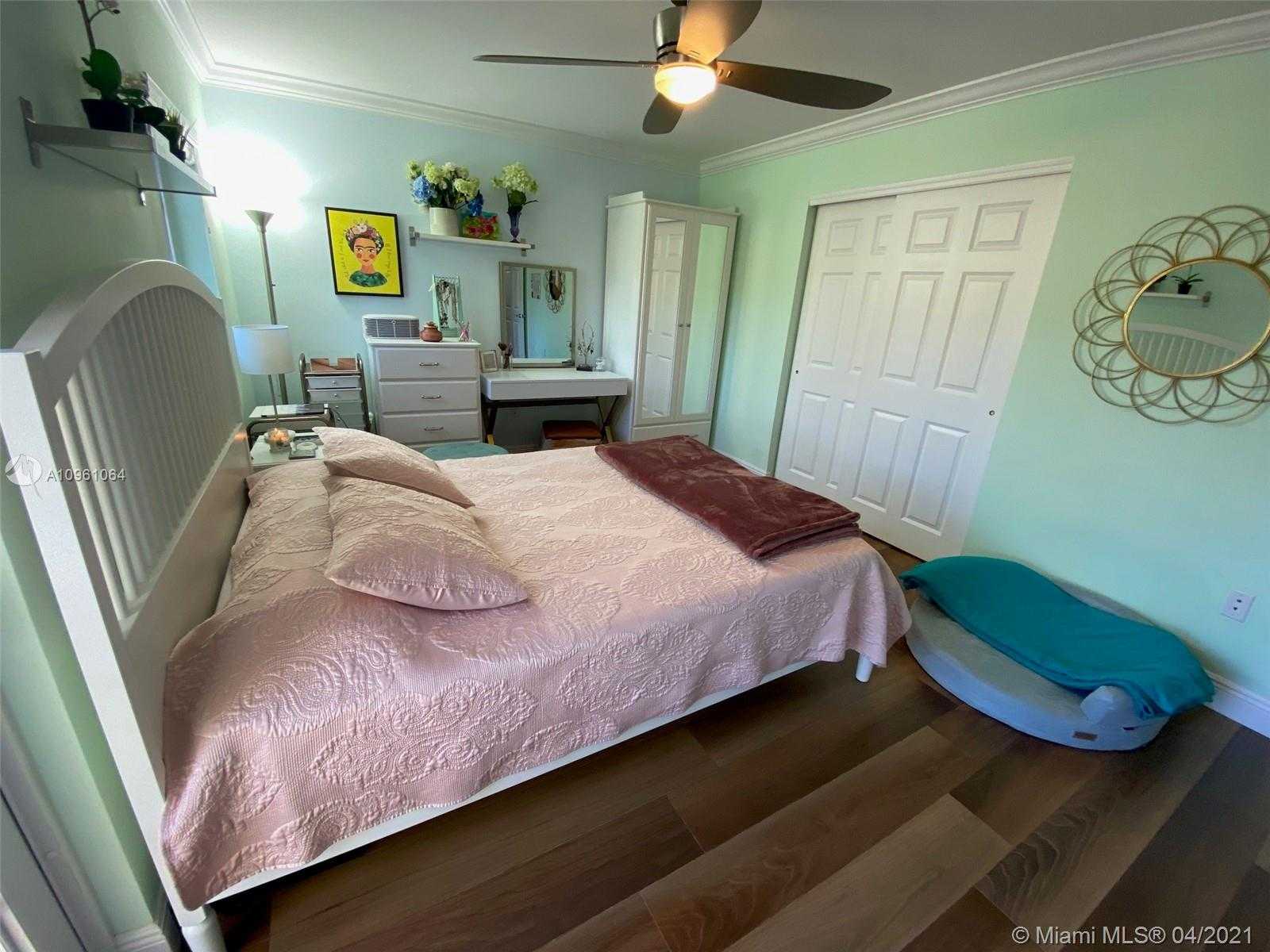 Small Image of 3136 NORTH EAST 212TH ST, Aventura Number 10