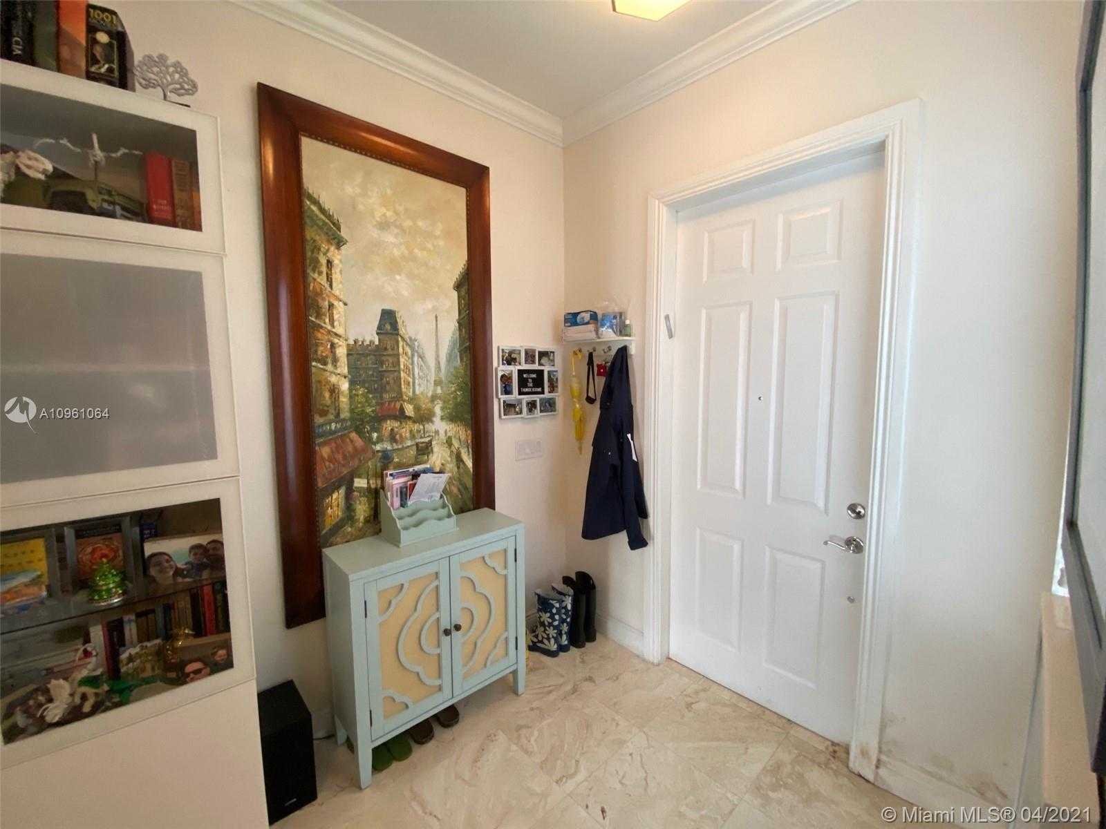 Small Image of 3136 NORTH EAST 212TH ST, Aventura Number 3
