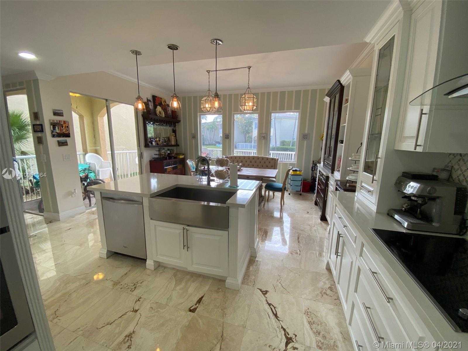Small Image of 3136 NORTH EAST 212TH ST, Aventura Number 9