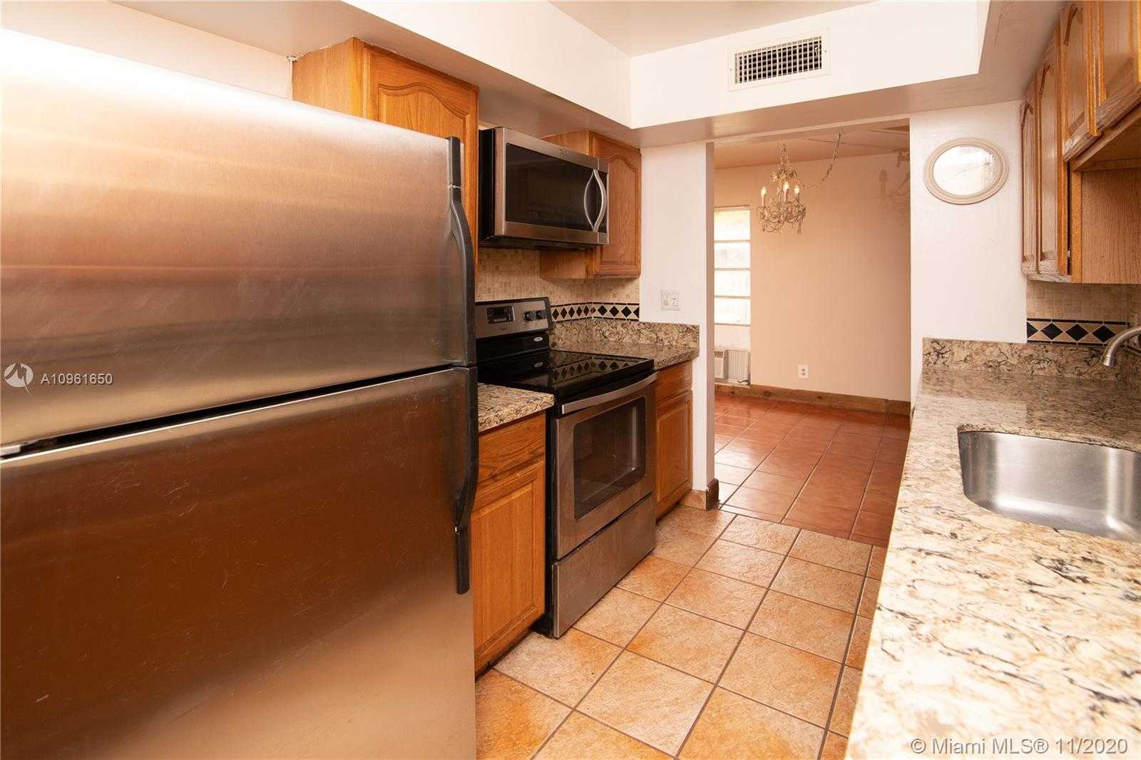 Small Image of 7813 NORTH WEST 73RD AVE, Tamarac Number 11