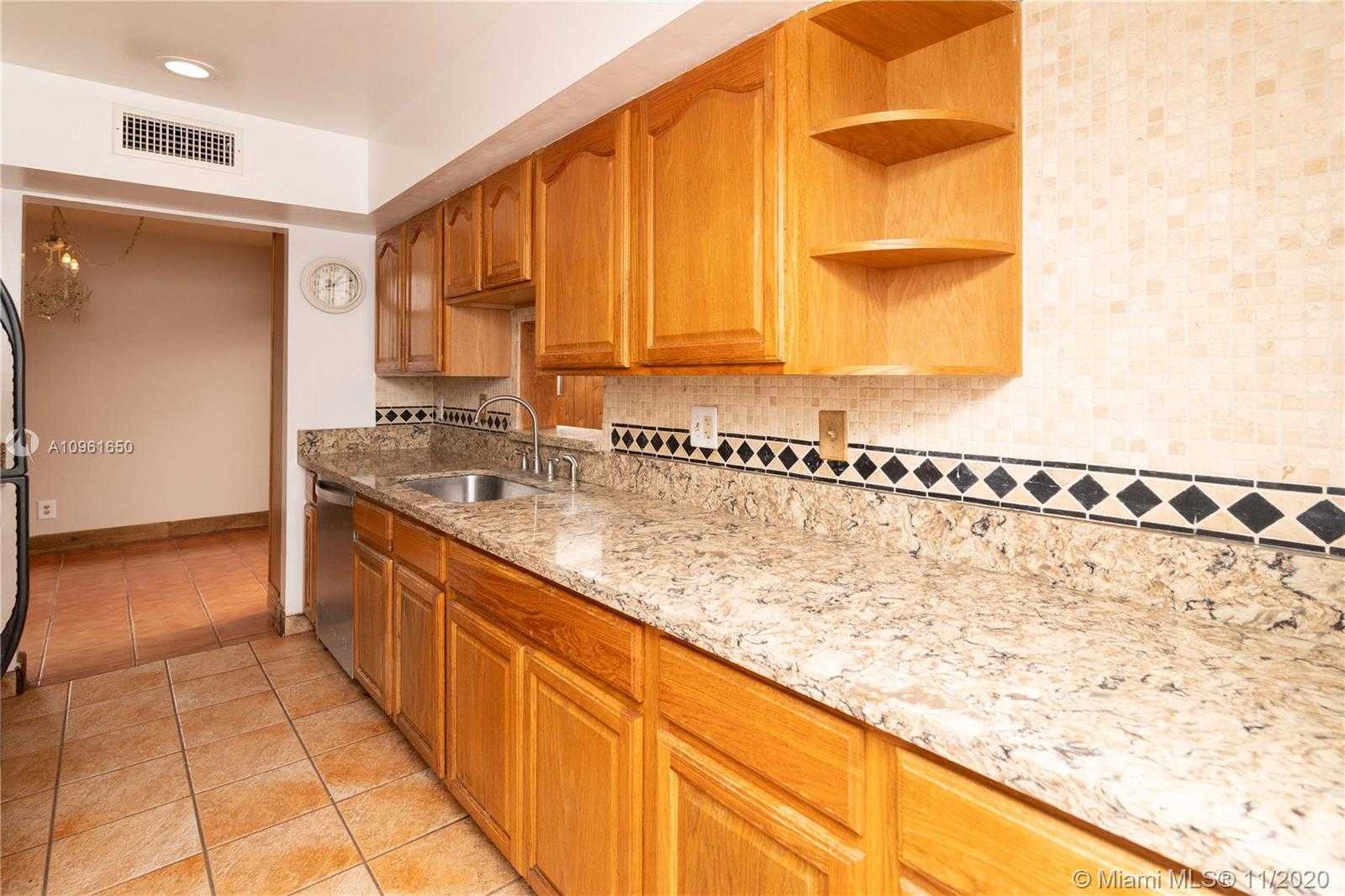 Small Image of 7813 NORTH WEST 73RD AVE, Tamarac Number 12