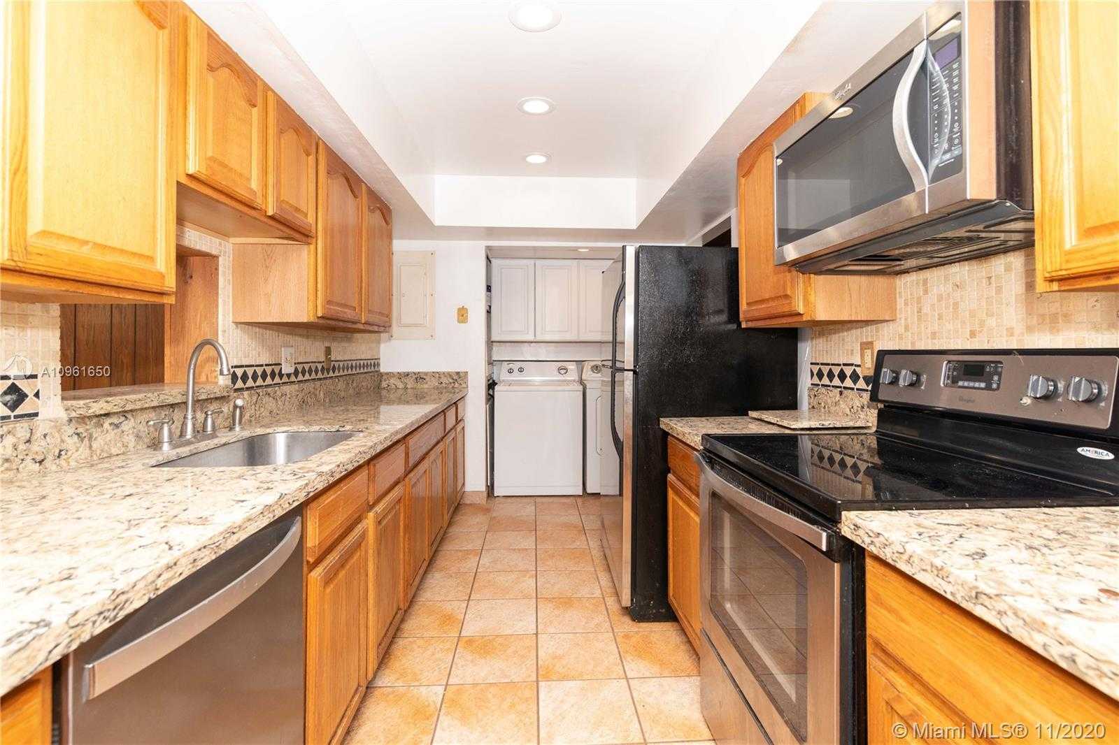Small Image of 7813 NORTH WEST 73RD AVE, Tamarac Number 9