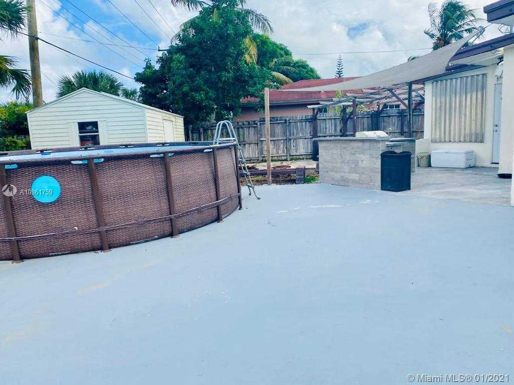 Small Image of 4170 NORTH EAST 15TH AVE, Pompano Beach Number 3