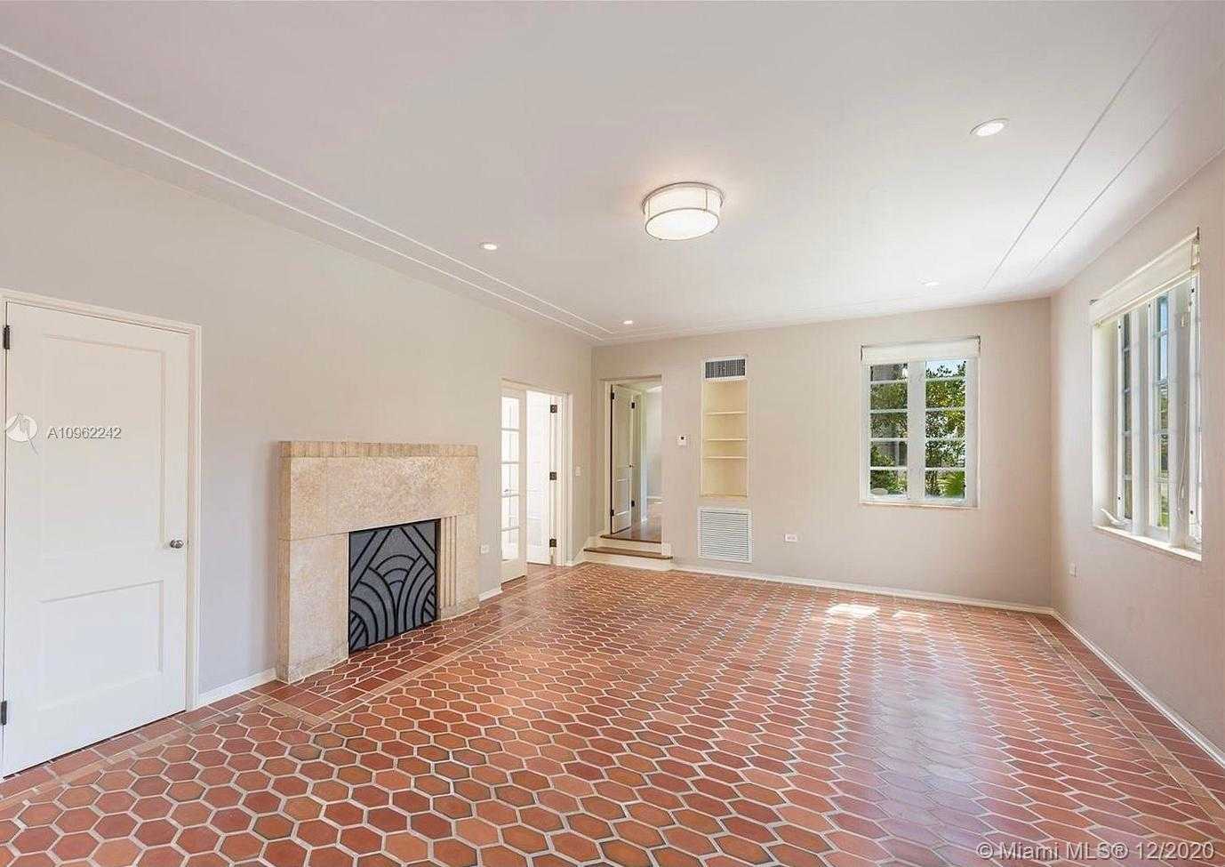 Small Image of 695 NORTH EAST 59TH ST, Miami Number 10
