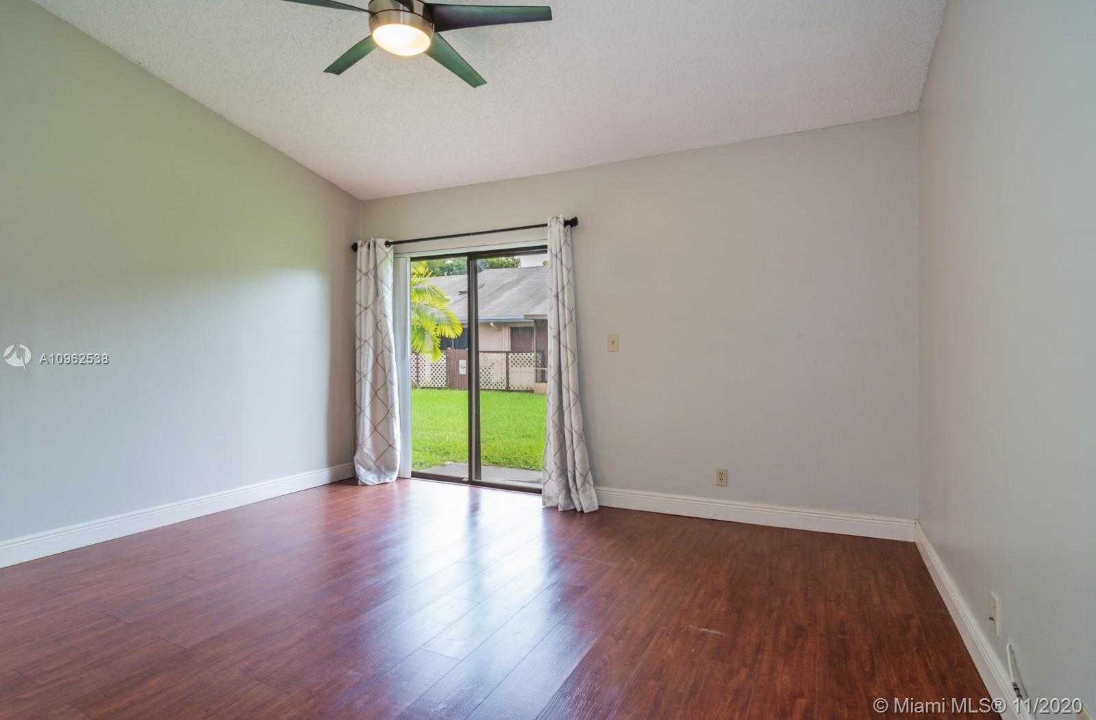 Small Image of 6030 NORTH WEST 78TH WAY, Tamarac Number 12