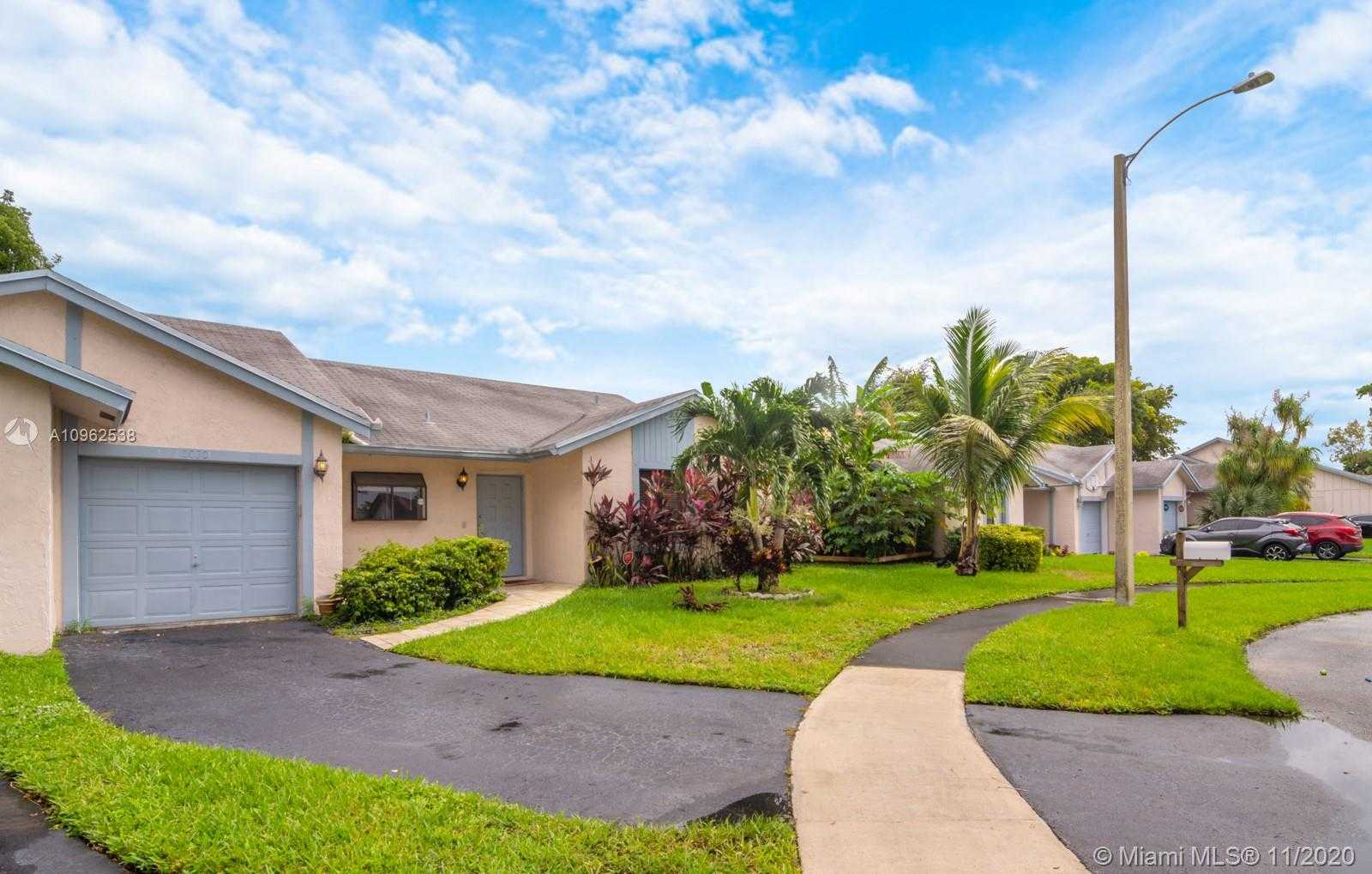 Small Image of 6030 NORTH WEST 78TH WAY, Tamarac Number 2