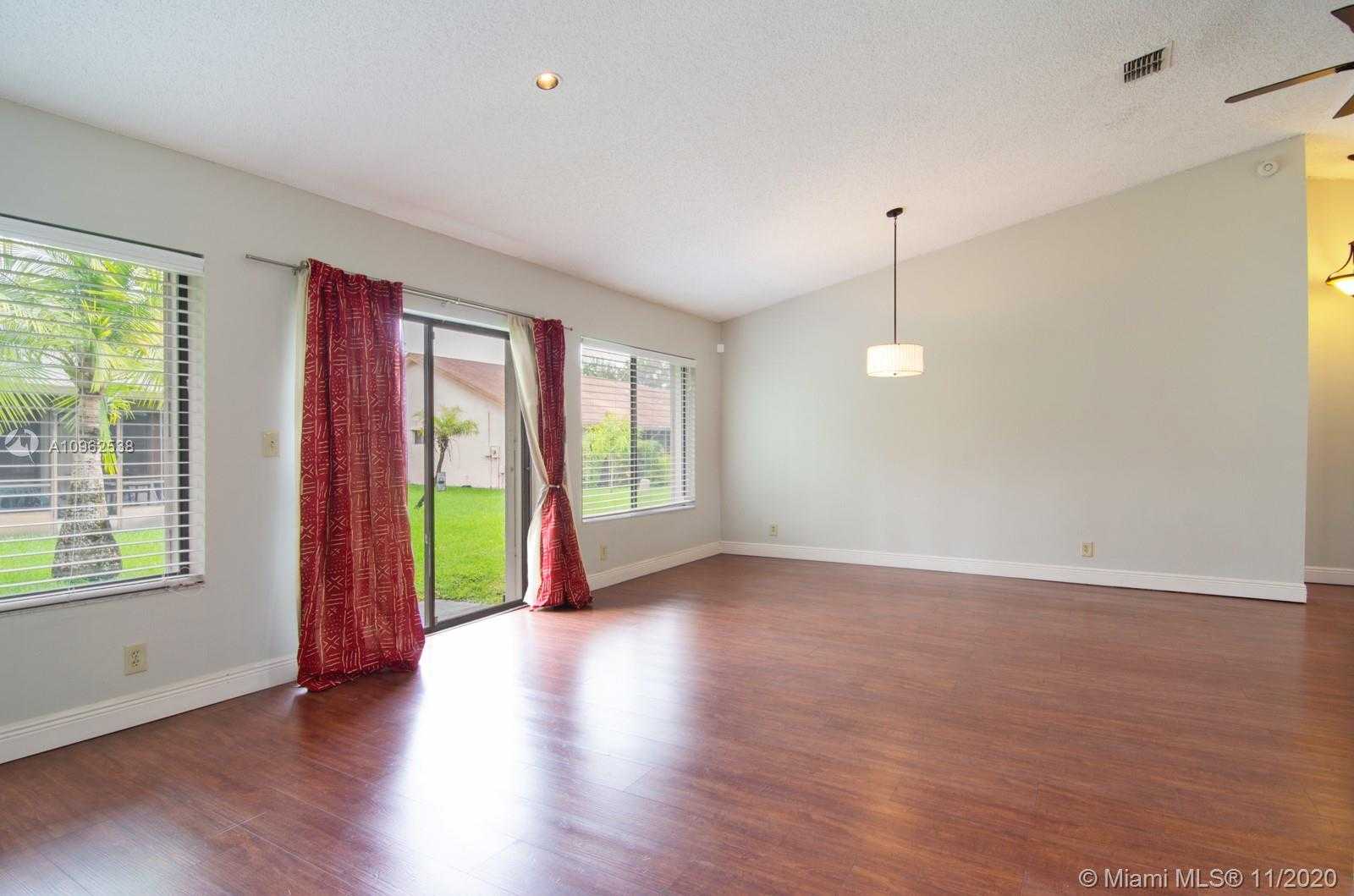 Small Image of 6030 NORTH WEST 78TH WAY, Tamarac Number 6