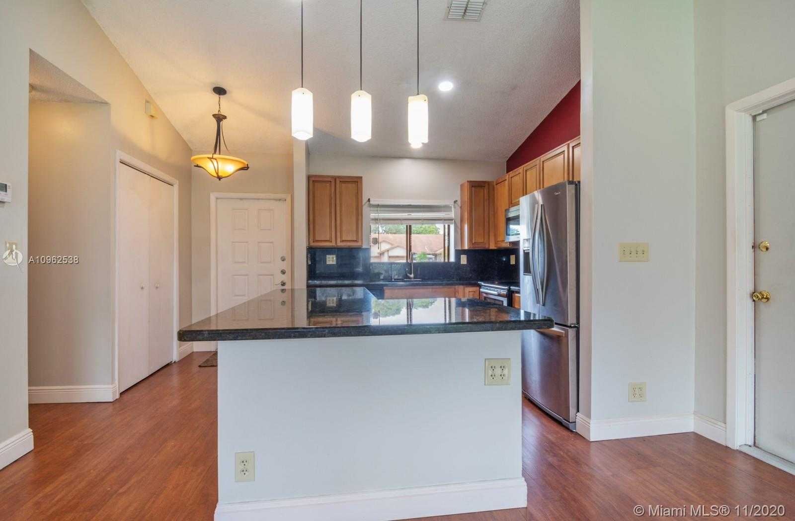 Small Image of 6030 NORTH WEST 78TH WAY, Tamarac Number 8