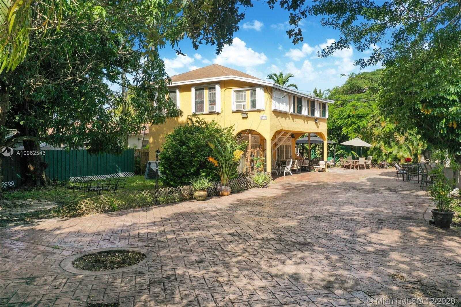 Small Image of 1315 SOUTH WEST 21ST ST, Miami Number 3