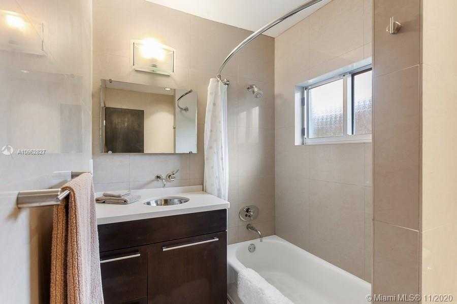 Small Image of 2089 NORTH EAST 196TH TER, North Miami Beach Number 17