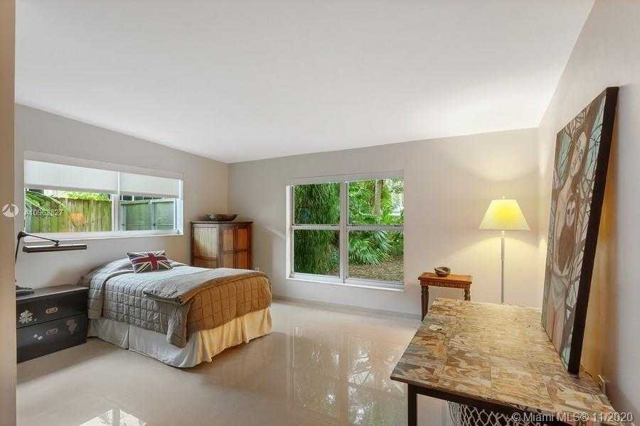 Small Image of 2089 NORTH EAST 196TH TER, North Miami Beach Number 18