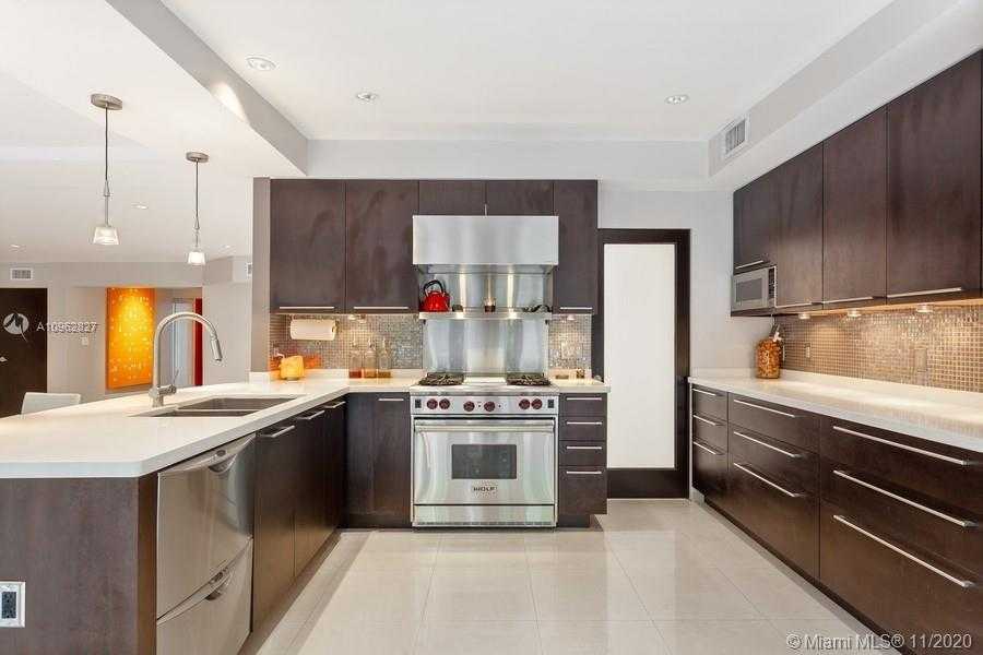Small Image of 2089 NORTH EAST 196TH TER, North Miami Beach Number 6