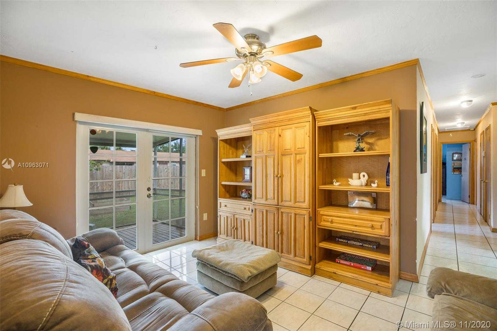 Small Image of 9105 SOUTH WEST 182ND ST, Palmetto Bay Number 12