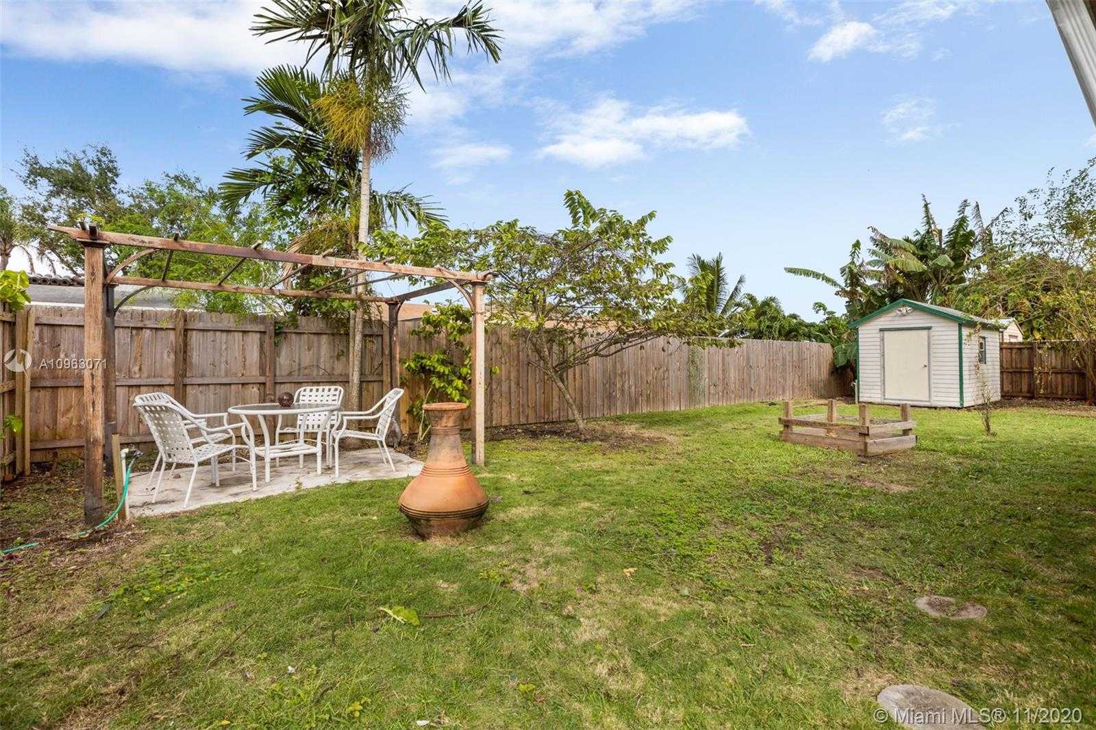 Small Image of 9105 SOUTH WEST 182ND ST, Palmetto Bay Number 22