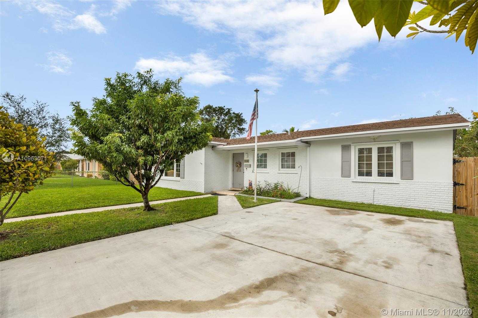Small Image of 9105 SOUTH WEST 182ND ST, Palmetto Bay Number 30