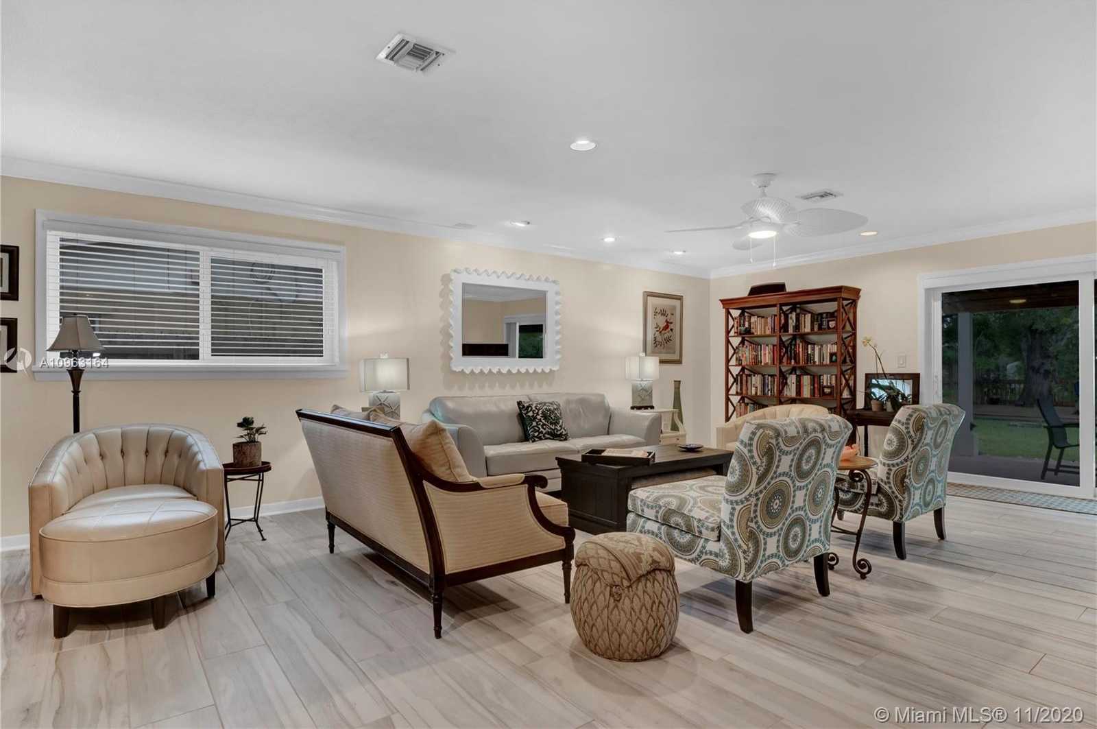 Small Image of 19731 STERLING DR, Cutler Bay Number 14