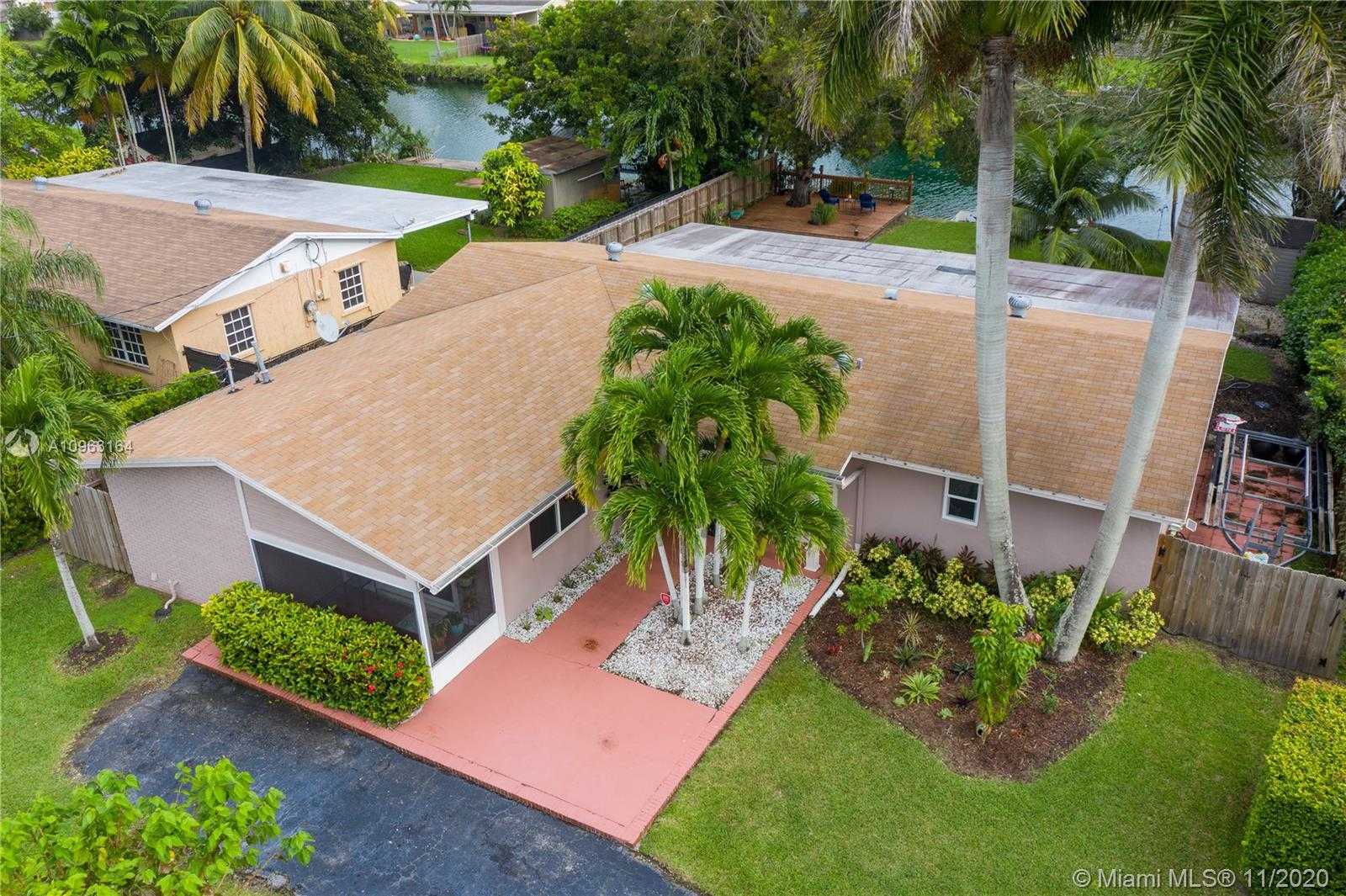 Small Image of 19731 STERLING DR, Cutler Bay Number 29